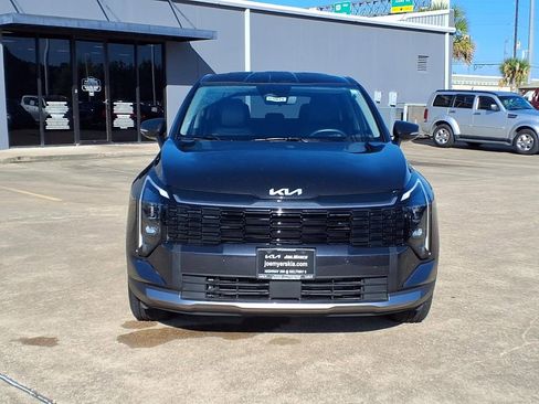 Used 2026 Kia Sportage EX FWD image 7