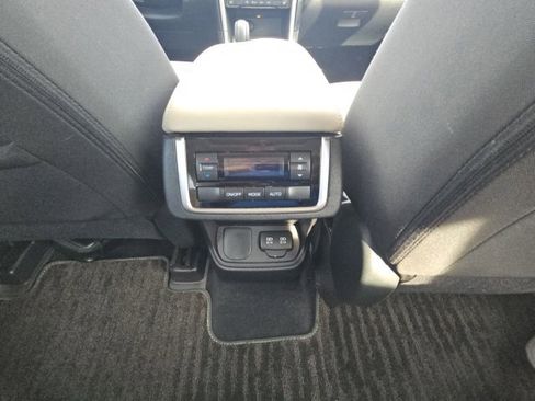 Used 2020 Subaru Ascent Premium w/ Sport Package image 14