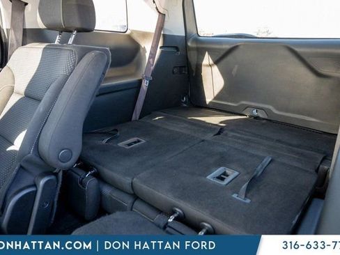 Used 2021 GMC Acadia SLE image 21