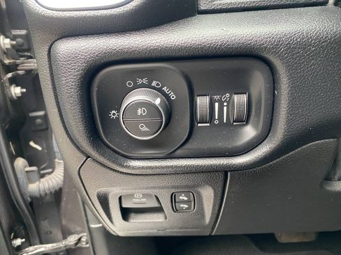 Used 2019 RAM 1500 Laramie w/ Off Road Group AWD/4WD image 22
