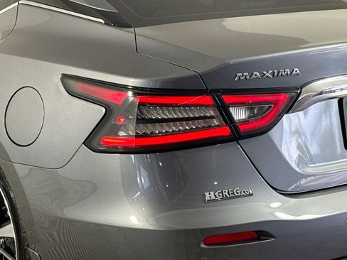 Used 2023 Nissan Maxima SL FWD image 36