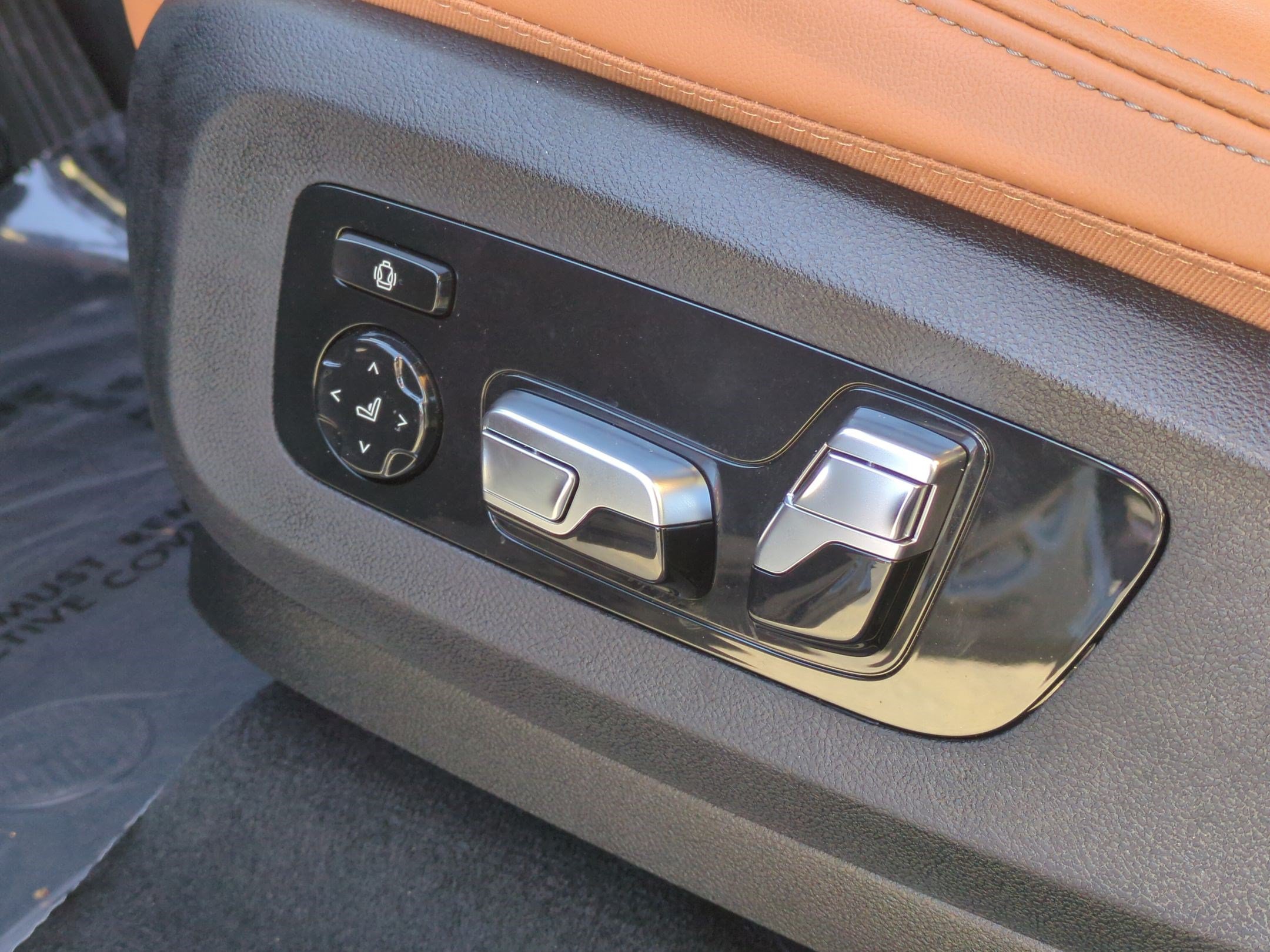 Certified 2025 BMW X5 xDrive40i AWD/4WD image 17