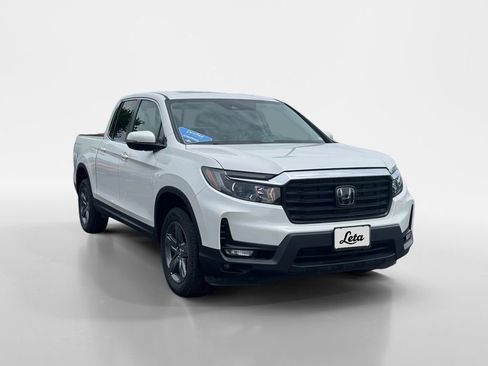 Certified 2023 Honda Ridgeline RTL image 2