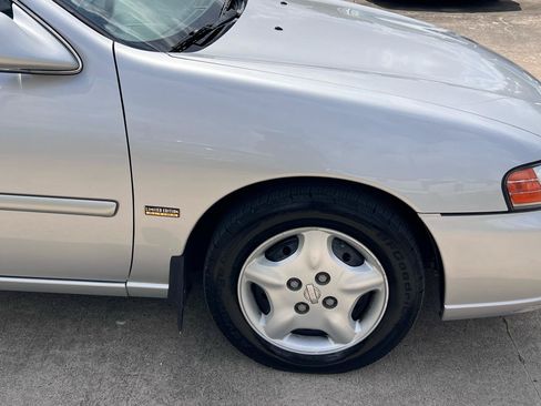 Used 2001 Nissan Altima GXE FWD image 14