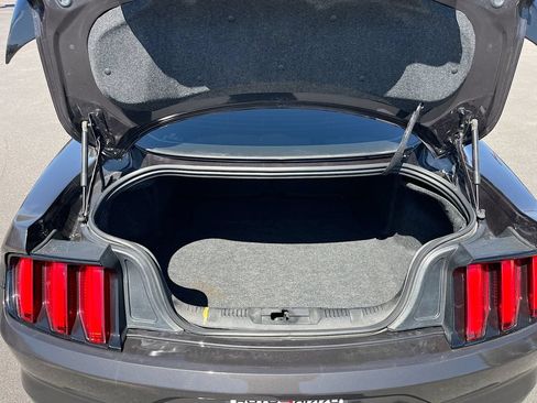 Used 2023 Ford Mustang GT RWD image 23