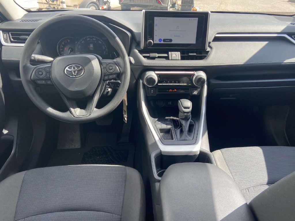 Used 2025 Toyota RAV4 LE FWD image 10