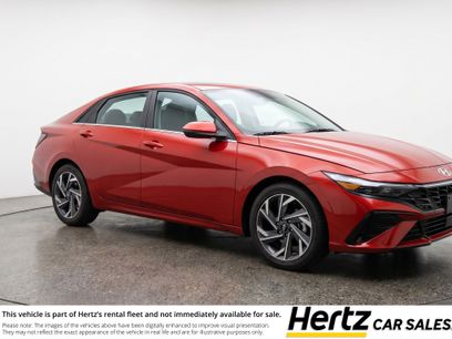 Used 2025 Hyundai Elantra SEL