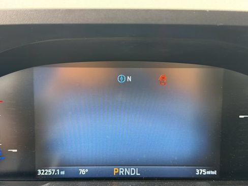 Used 2025 Ford Maverick XLT FWD image 12