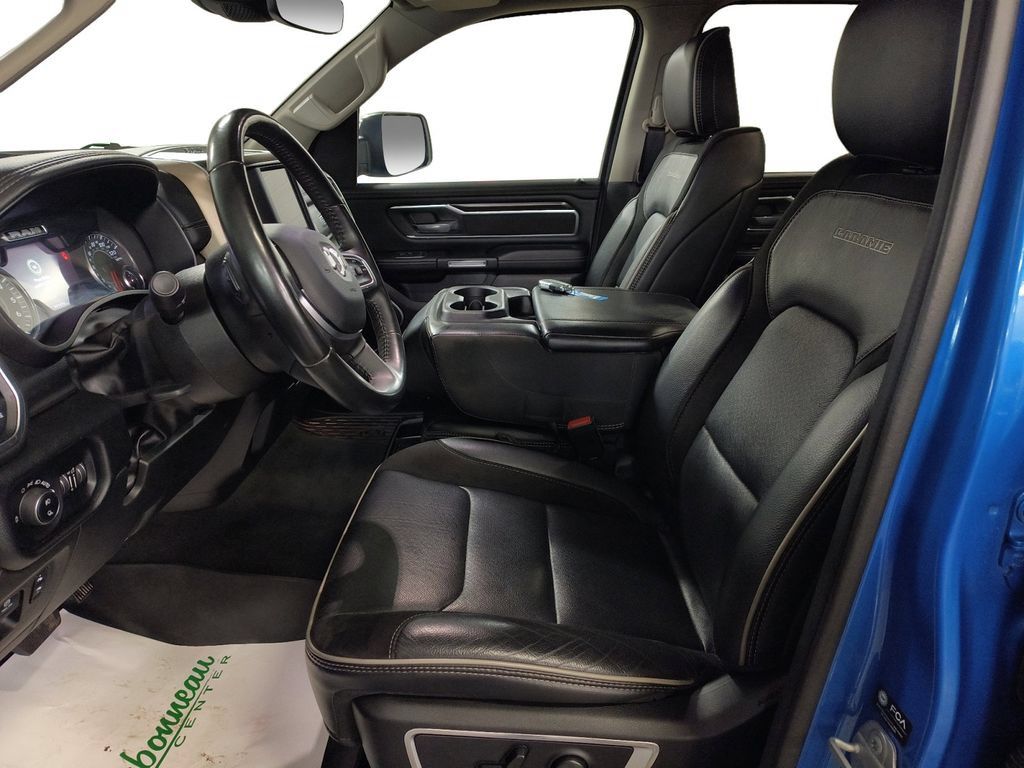Used 2022 RAM 1500 Laramie AWD/4WD image 10