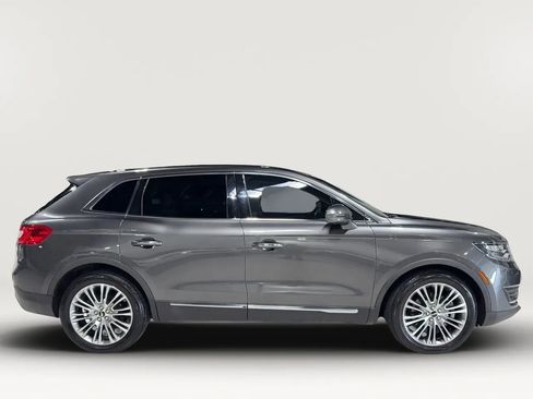 Used 2017 Lincoln MKX Reserve w/ Luxury Package image 11