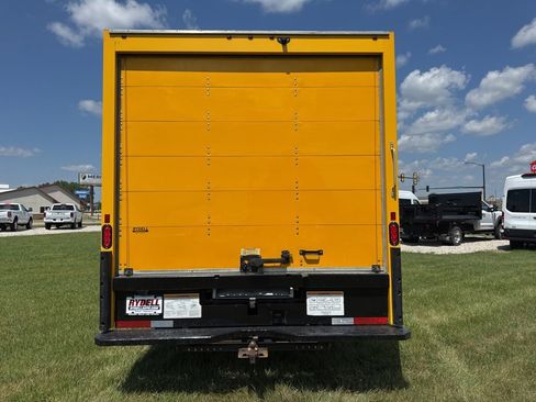 Used 2021 GMC Savana 3500 Extended w/ Power Convenience Package image 10