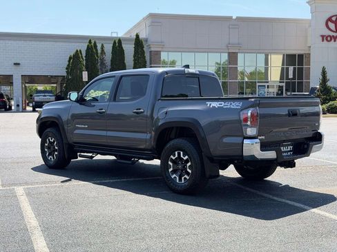Used 2023 Toyota Tacoma TRD Off-Road AWD/4WD image 22
