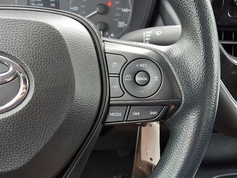 Used 2024 Toyota Corolla LE FWD image 21