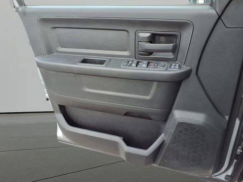 Used 2024 RAM 3500 Tradesman w/ Towing Technology Group image 17