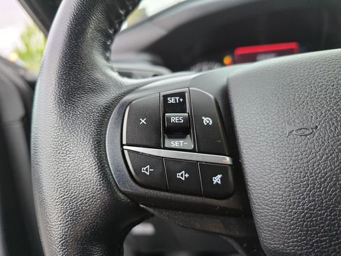 Used 2020 Ford Explorer XLT AWD/4WD image 31