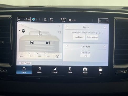 Used 2024 Chrysler Pacifica Touring-L image 40