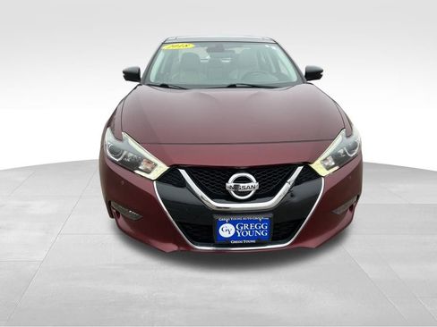 Used 2018 Nissan Maxima Platinum image 11