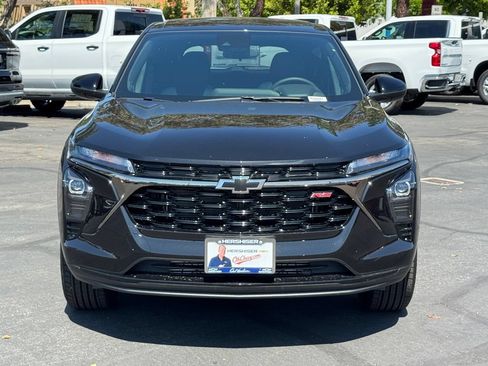 New 2026 Chevrolet Trax RS w/ Driver Confidence Package FWD image 2