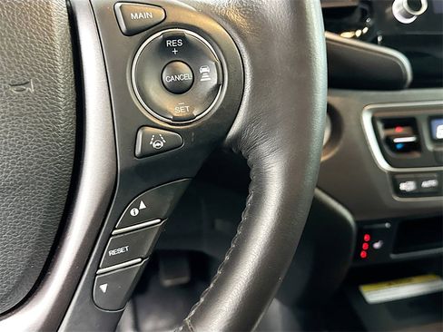 Used 2023 Honda Ridgeline RTL-E image 9