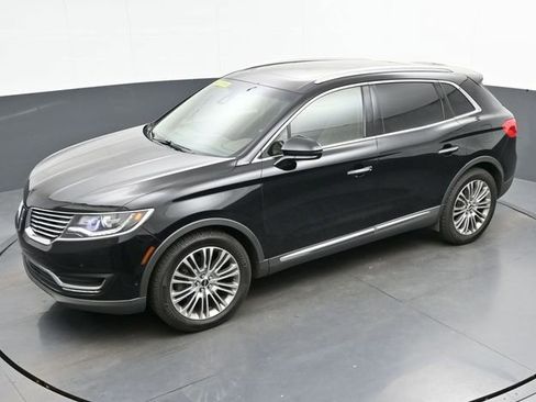 Used 2018 Lincoln MKX Reserve w/ Driver Assistance Package FWD image 24