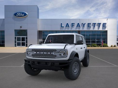 New 2025 Ford Bronco Badlands image 2