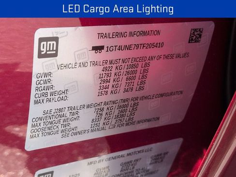 New 2026 GMC Sierra 2500 SLT w/ SLT Convenience Package AWD/4WD image 28