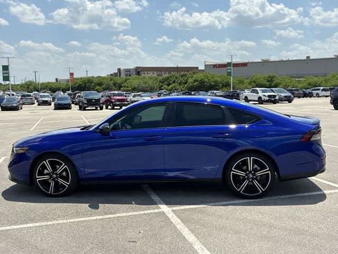 Used 2026 Honda Accord Sport image 3