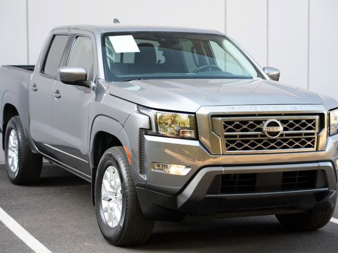 Used 2022 Nissan Frontier SV RWD image 47