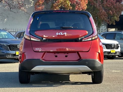 Used 2024 Kia Soul LX w/ Option Group 015 image 5