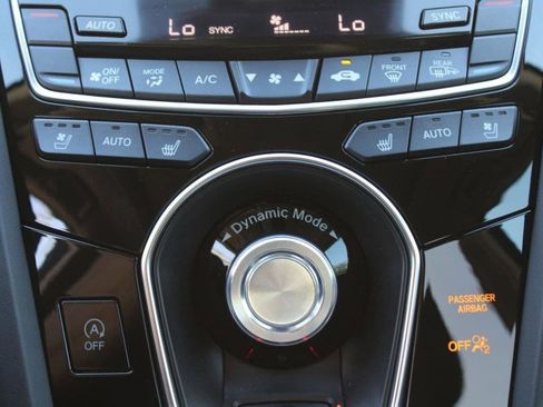 Used 2025 Acura RDX SH-AWD w/ Advance Package image 24