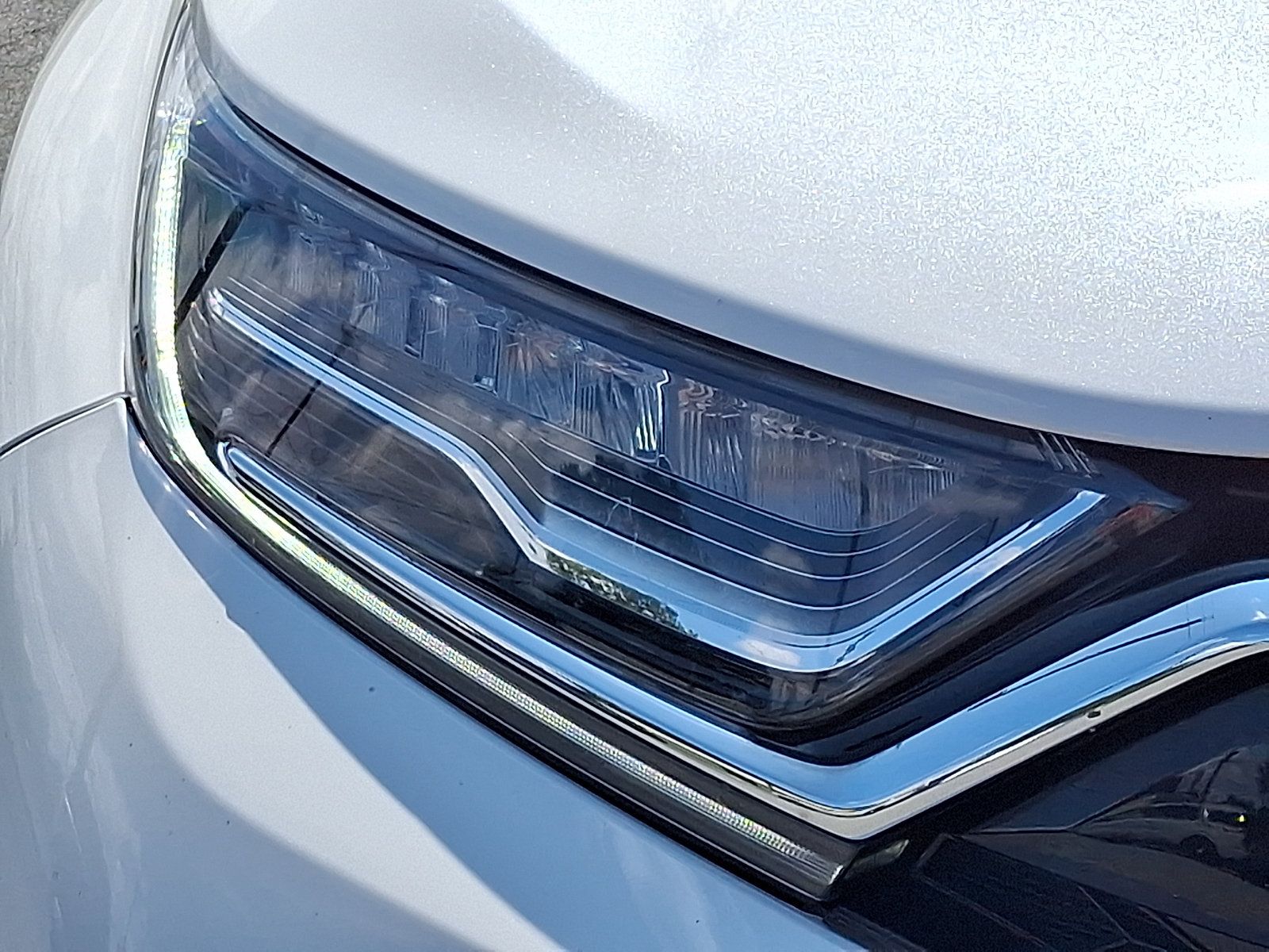 Used 2022 Honda CR-V Touring image 9
