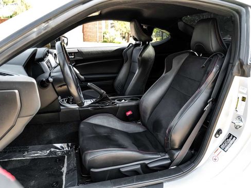 Used 2014 Subaru BRZ Limited w/ Popular Package #1A image 30