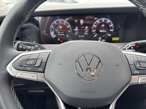 Certified 2026 Volkswagen Tiguan S FWD image 15