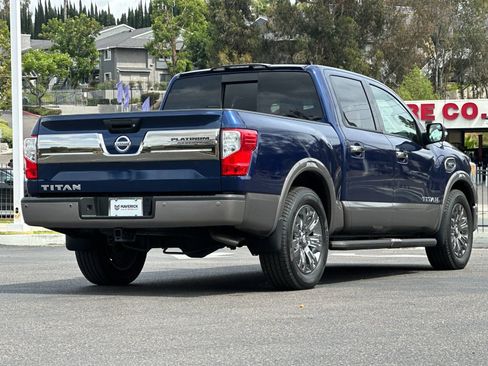 Used 2017 Nissan Titan Platinum Reserve RWD image 5