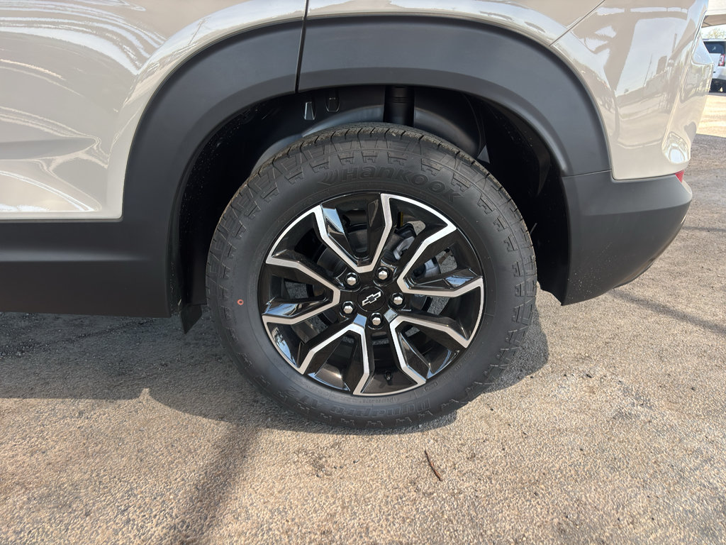 New 2026 Chevrolet TrailBlazer ACTIV w/ Convenience Package FWD image 9