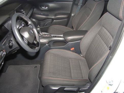 Used 2024 Honda HR-V Sport image 8