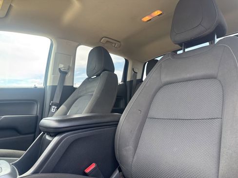 Used 2017 Chevrolet Colorado LT w/ LT Convenience Package RWD image 42