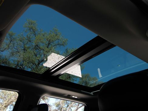 Used 2019 Ford F350 Lariat w/ Lariat Ultimate Package image 37