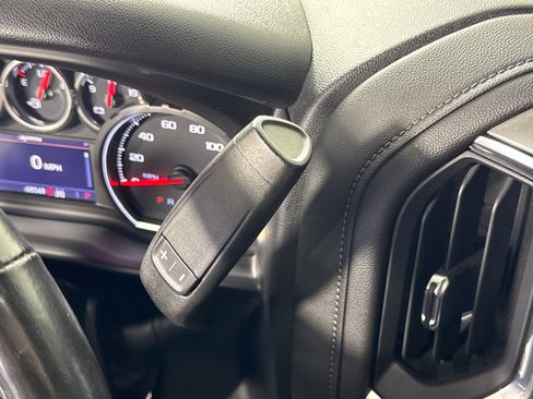 Used 2021 Chevrolet Silverado 2500 LT w/ Convenience Package image 23