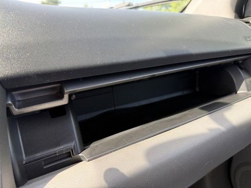 Used 2010 Honda CR-V LX image 37