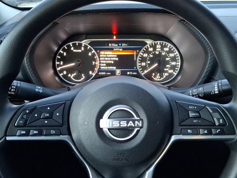 Certified 2024 Nissan Sentra SV image 18