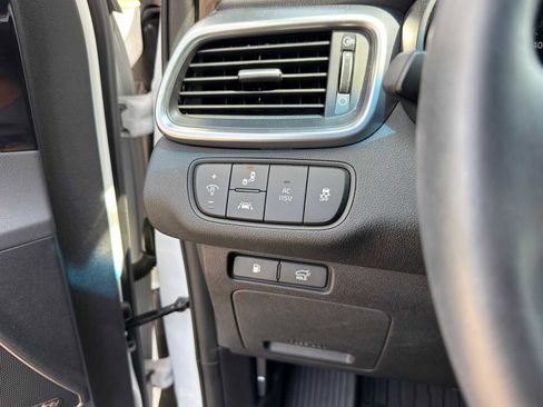 Used 2018 Kia Sorento SX AWD/4WD image 23