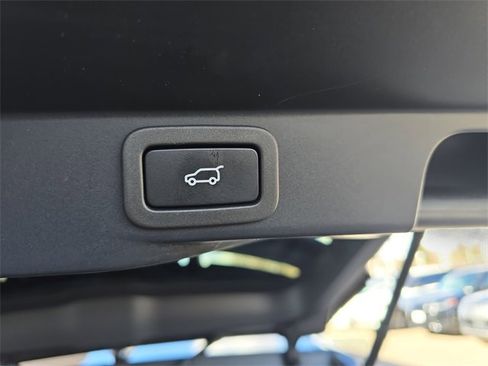 Used 2022 Land Rover Range Rover Sport HSE Silver Edition image 13