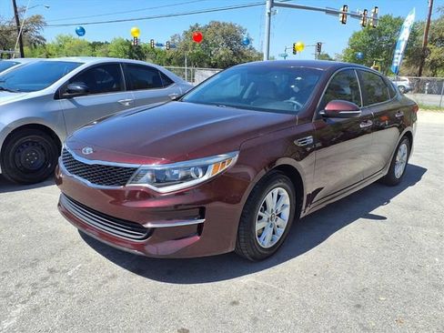 Used 2016 Kia Optima LX FWD image 3