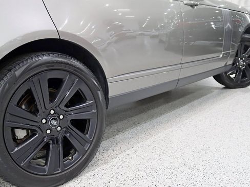 Used 2018 Land Rover Range Rover Long Wheelbase Supercharged image 12