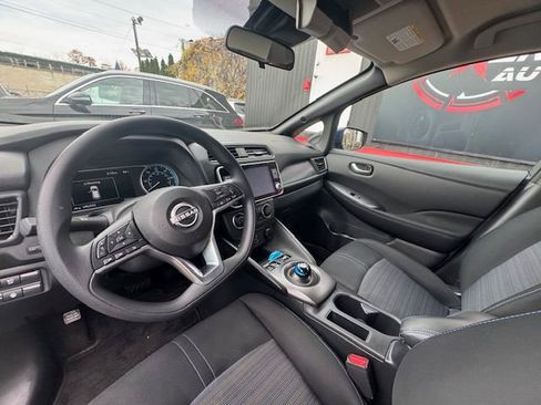 Used 2023 Nissan Leaf S FWD image 12