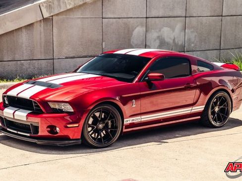 Used 2014 Ford Mustang Shelby GT500 w/ Equipment Group 821A RWD image 34