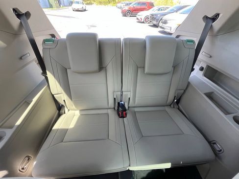 Certified 2023 Volkswagen Atlas SE w/ Panoramic Sunroof Package AWD/4WD image 26