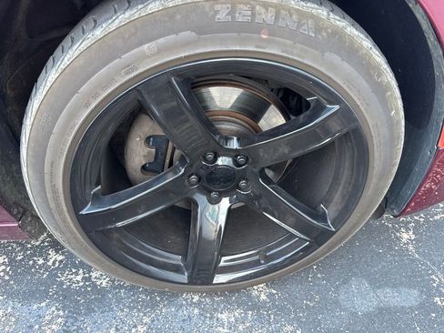Used 2018 Dodge Charger R/T RWD image 9
