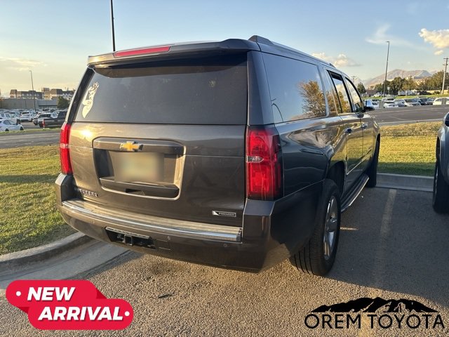 Used 2017 Chevrolet Suburban Premier RWD image 9